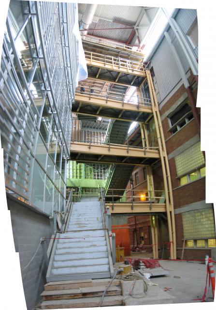 stairwellbottompan